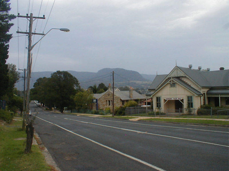 pc080023